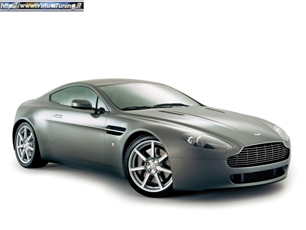 ASTON MARTIN v8