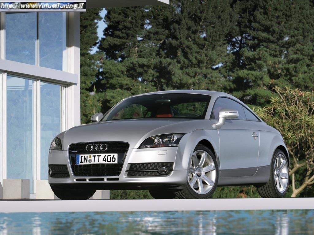 AUDI TT
