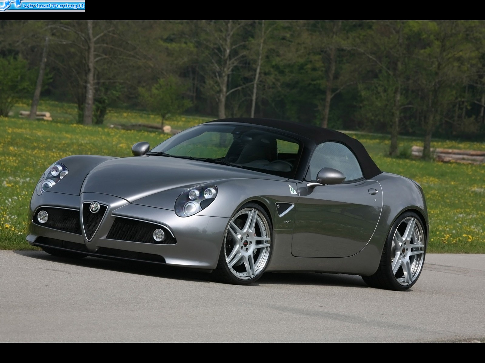 ALFA ROMEO 8C