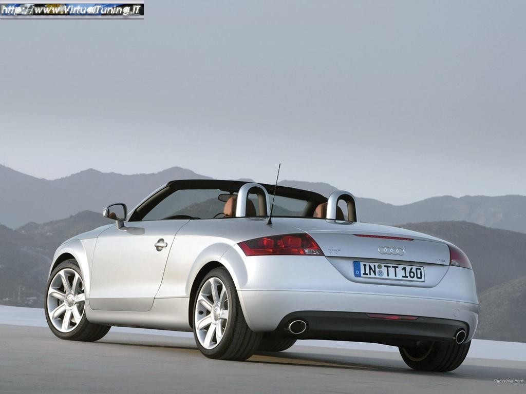 AUDI TT