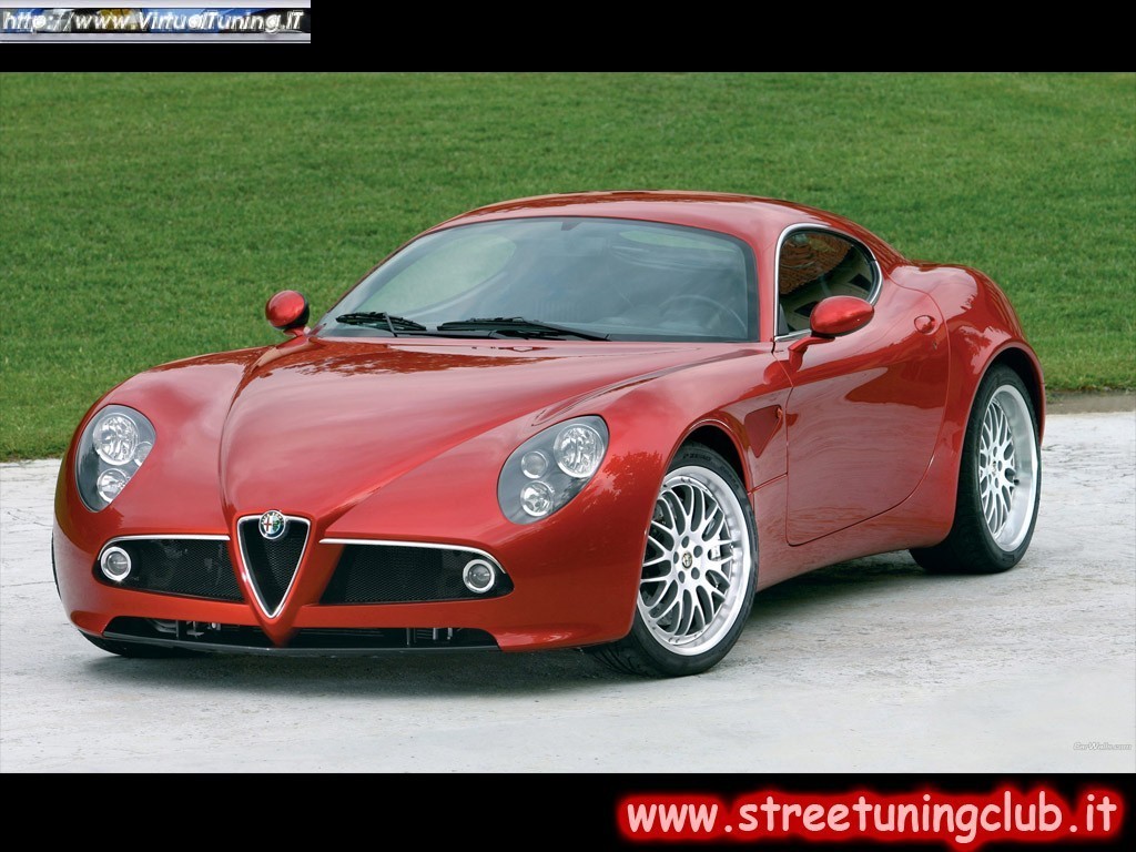 ALFA ROMEO 8c