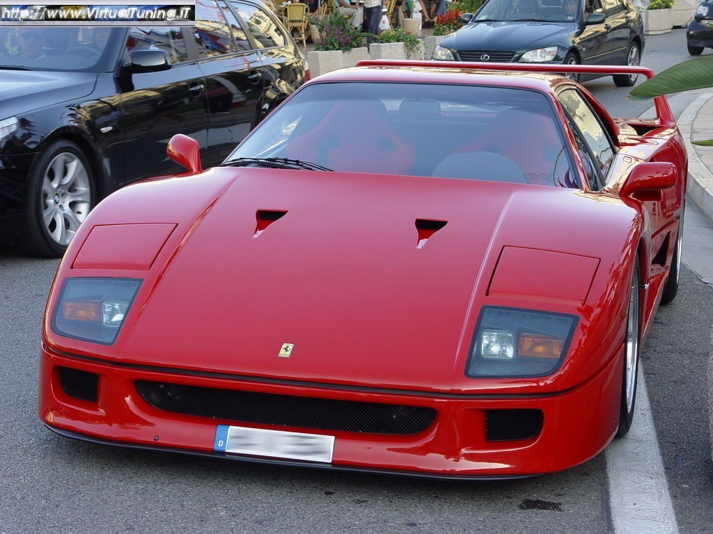 FERRARI F40