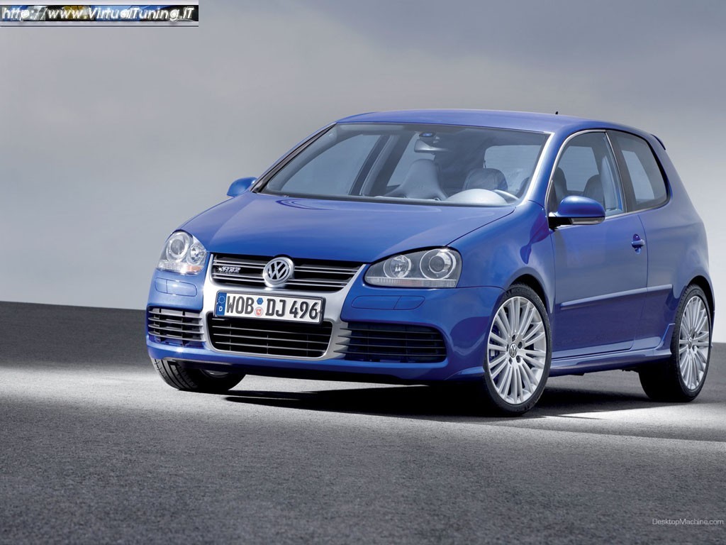 VOLKSWAGEN Golf R32