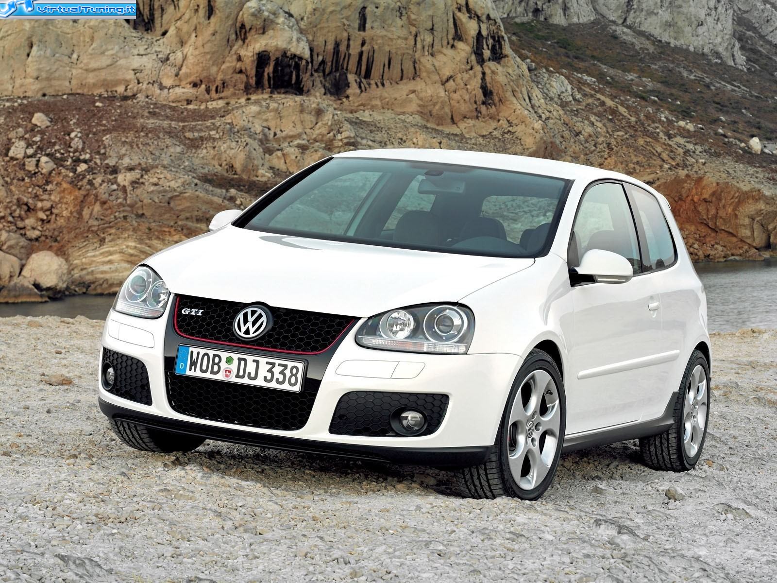 VOLKSWAGEN Golf V GTI