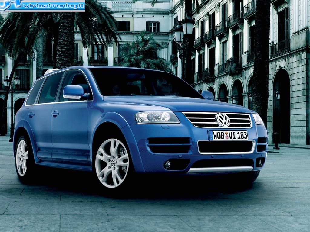 VOLKSWAGEN Touareg