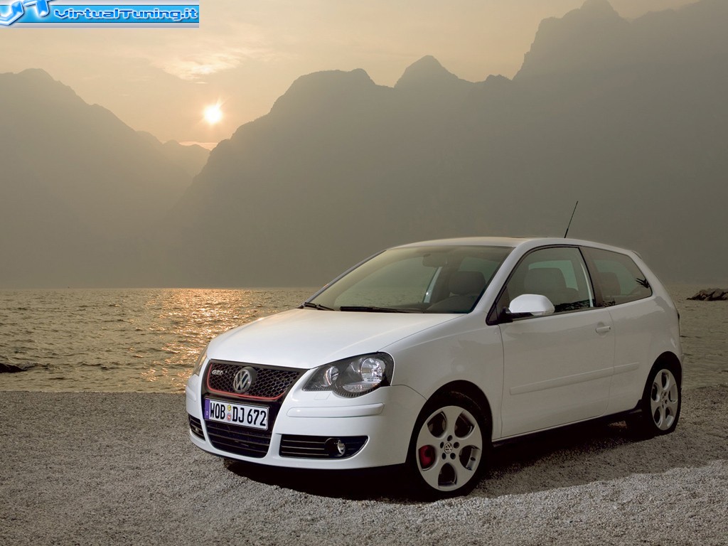 VOLKSWAGEN Polo