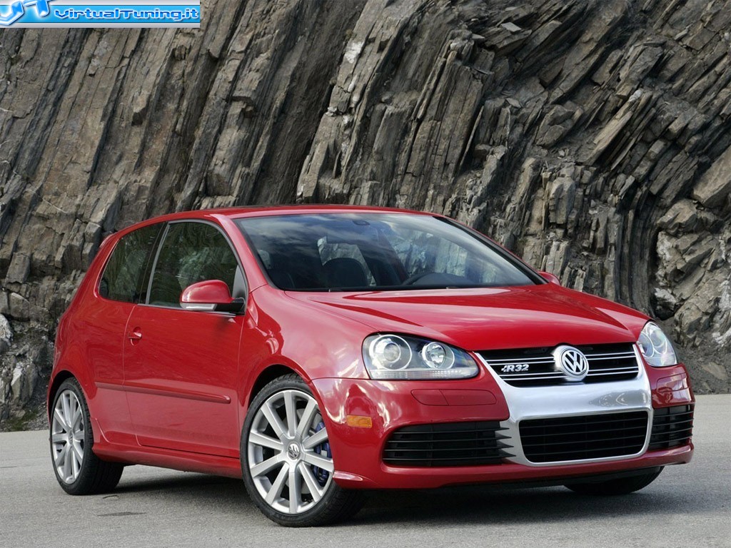 VOLKSWAGEN Golf R32