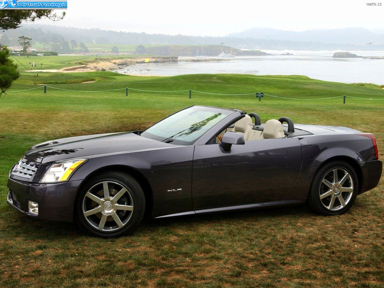 CADILLAC XLR