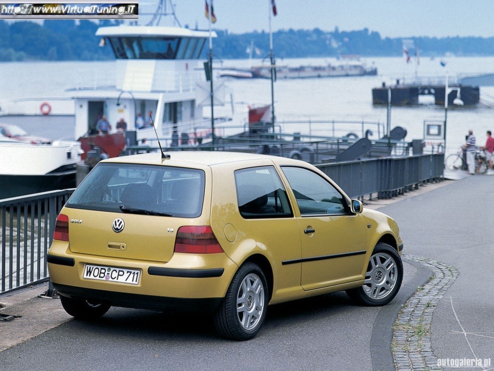 VOLKSWAGEN Golf  IV