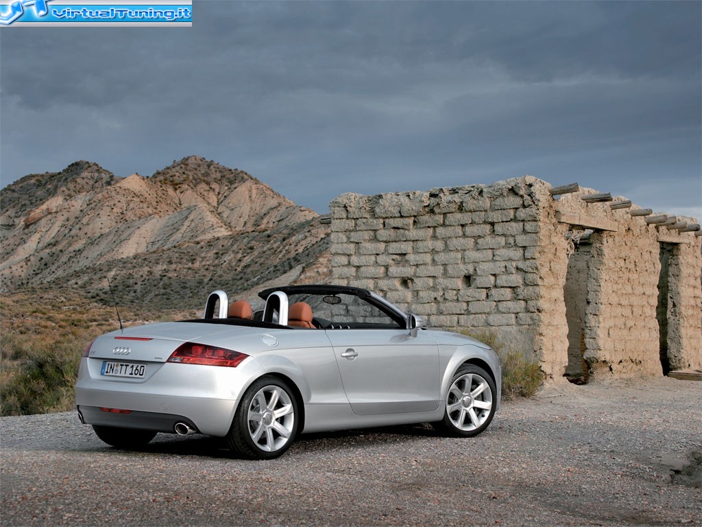 AUDI TT