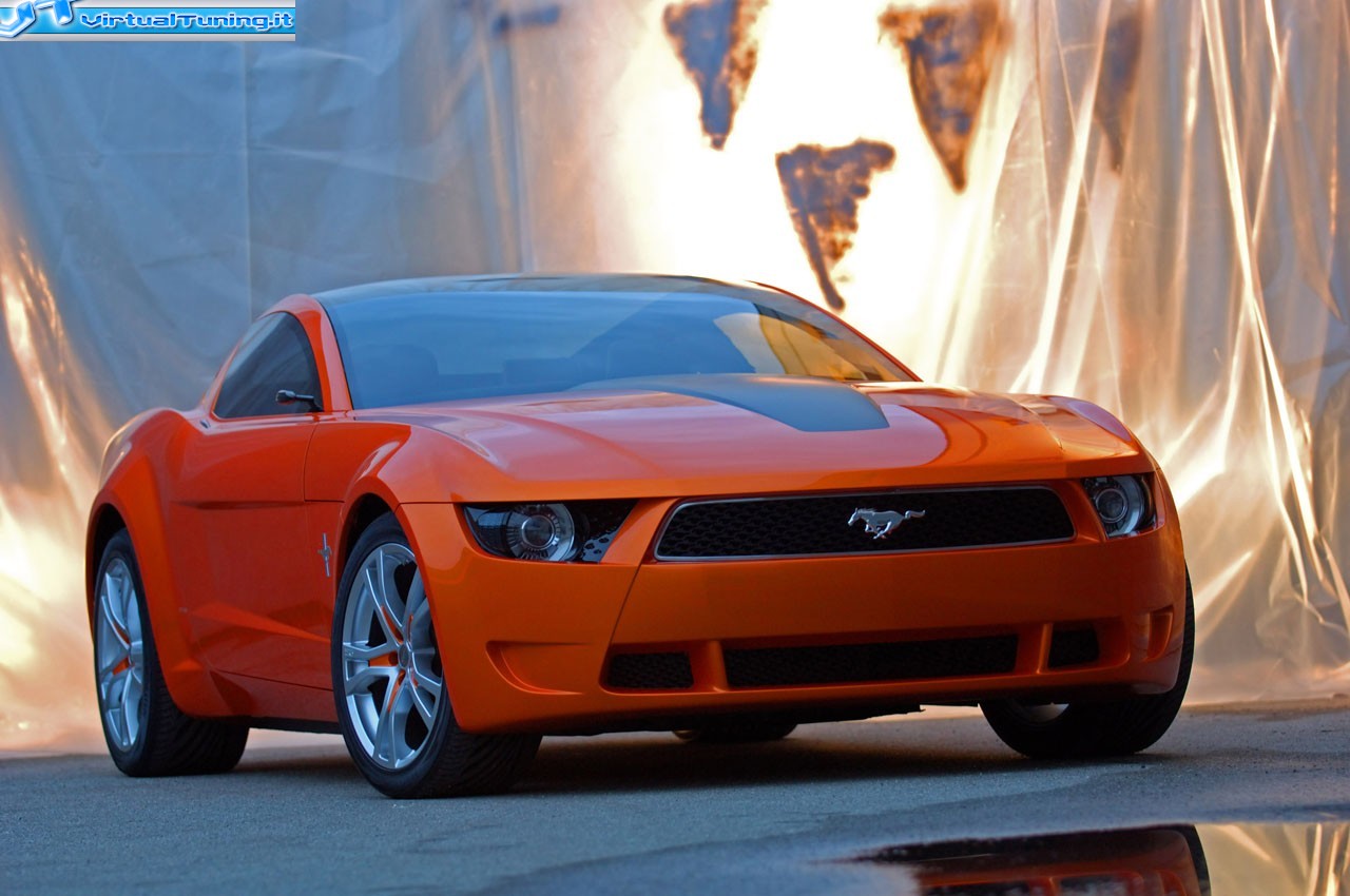 MUSTANG GT