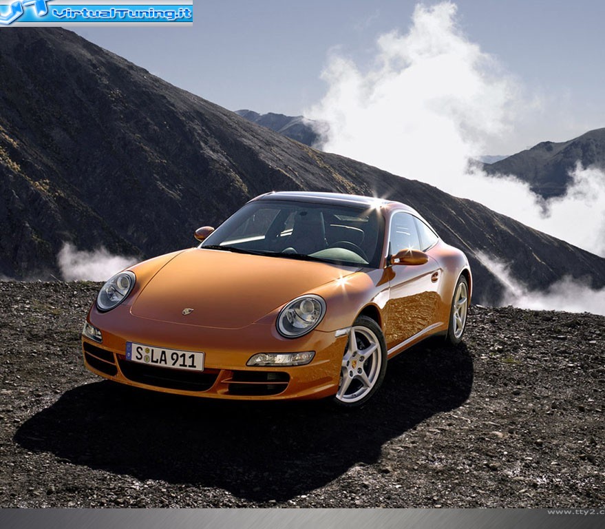 PORSCHE 911