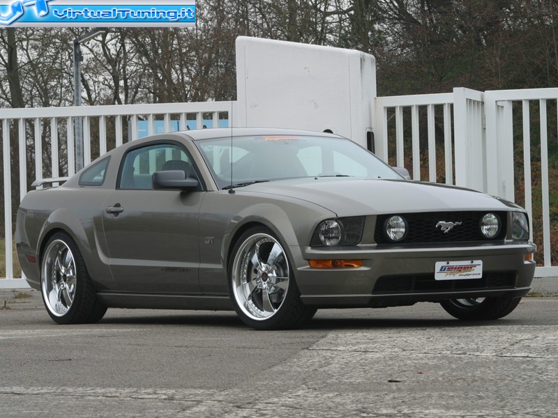 MUSTANG GT