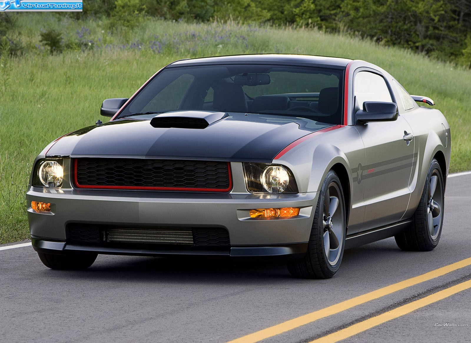 MUSTANG GT