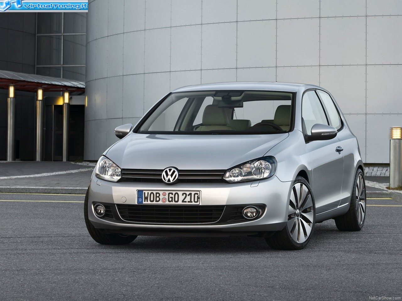 VOLKSWAGEN Golf VI
