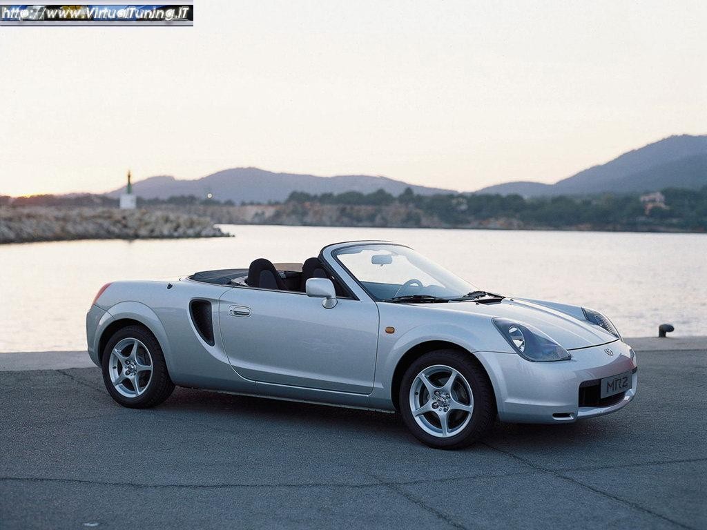 TOYOTA Mr2
