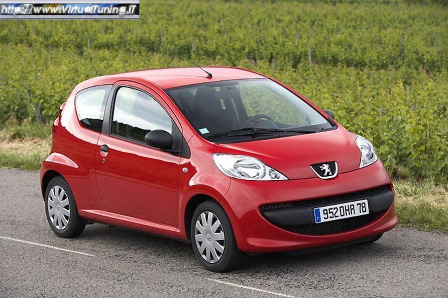 PEUGEOT 107