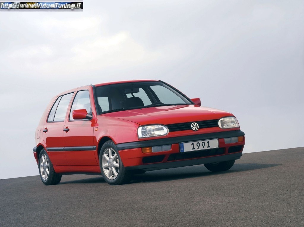 VOLKSWAGEN Golf