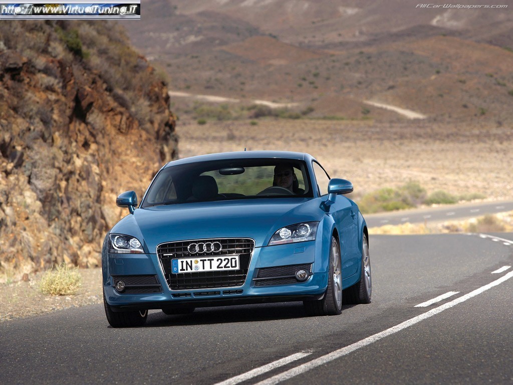 AUDI TT