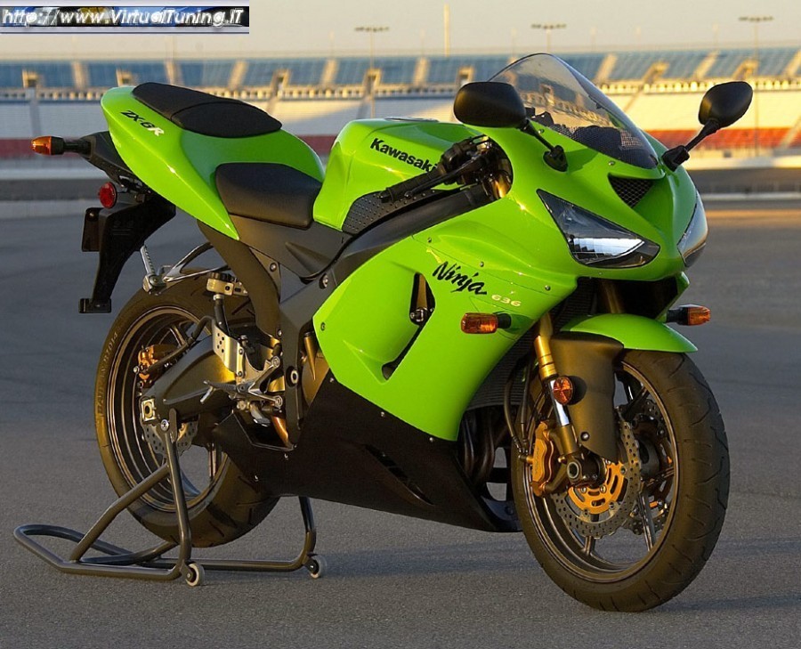 KAWASAKI ZX-6R