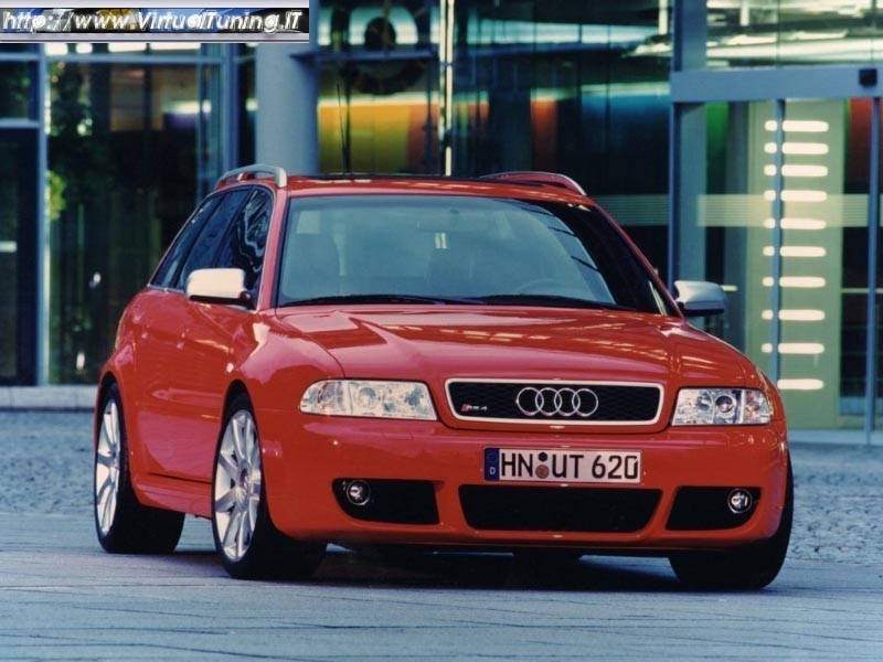 AUDI rs4