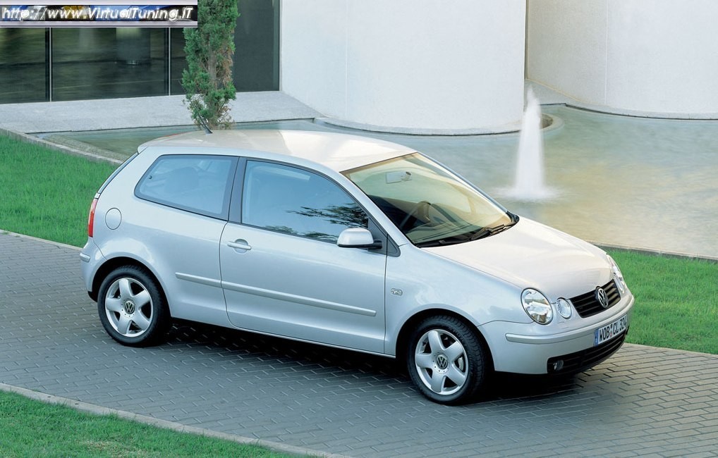 VOLKSWAGEN Polo