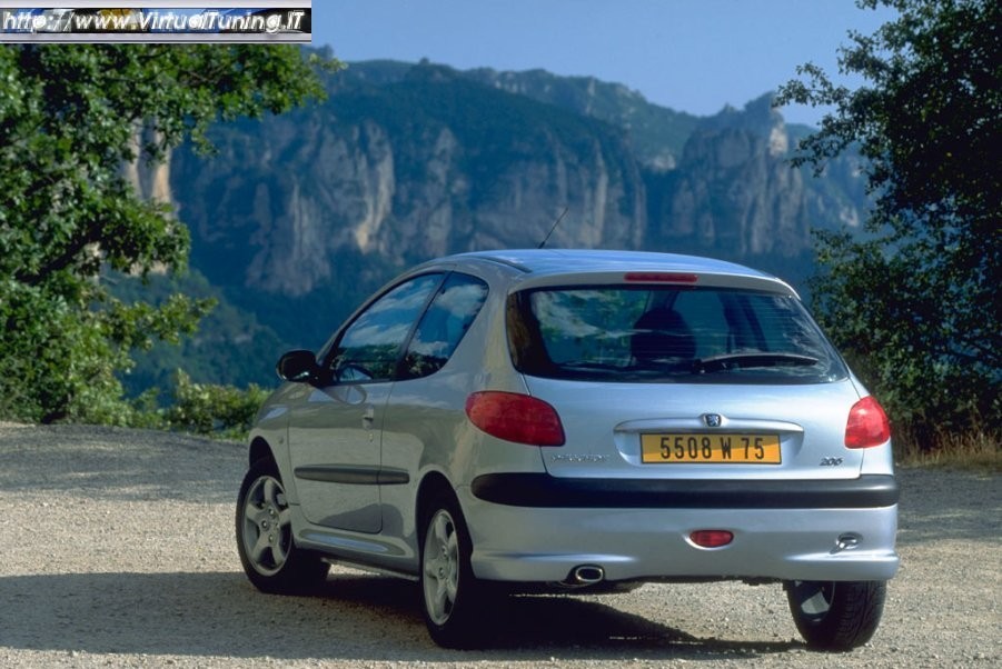 PEUGEOT 206
