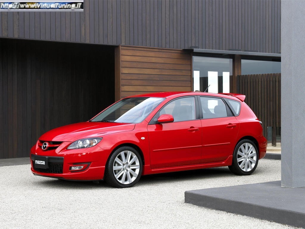 MAZDA 3