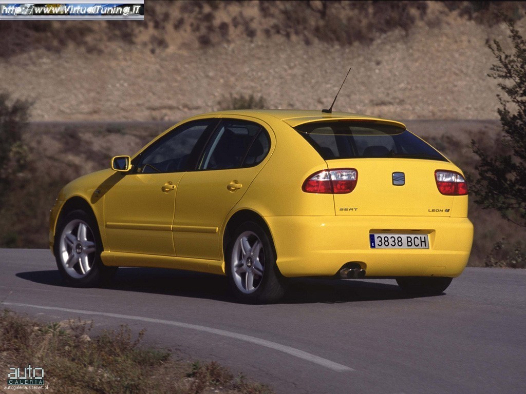SEAT LEON