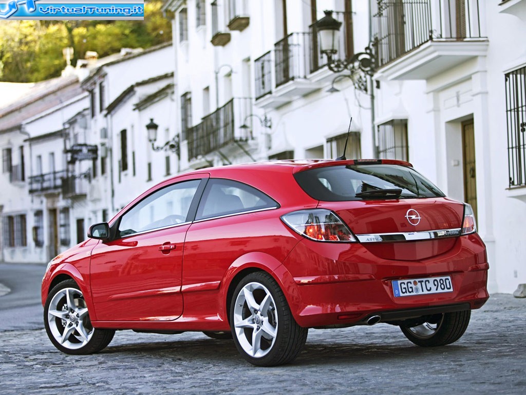 OPEL Astra GTC