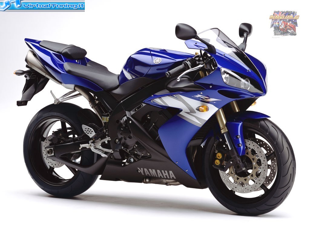 YAMAHA R1