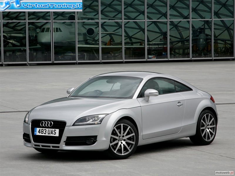 AUDI TT