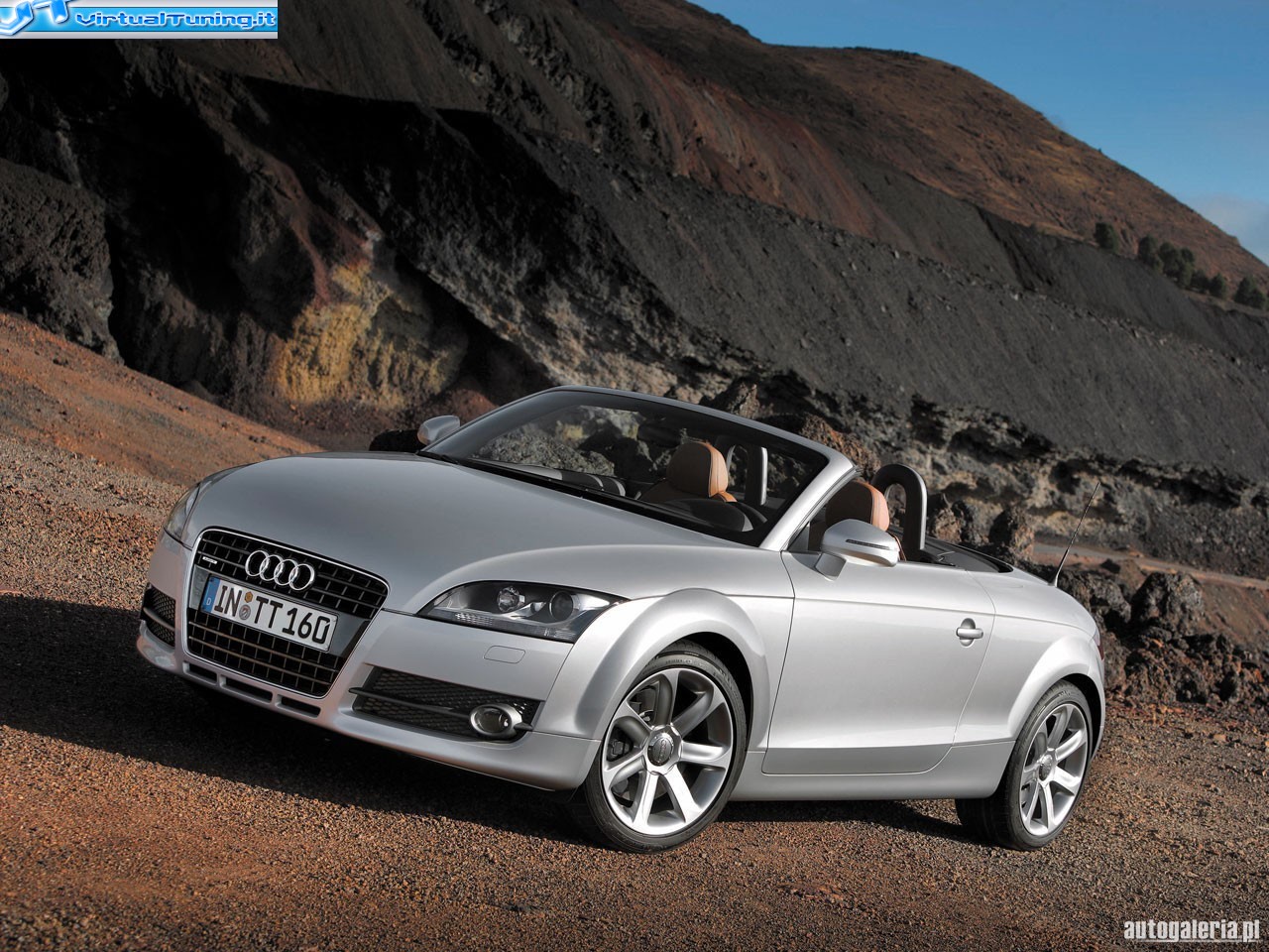 AUDI TT