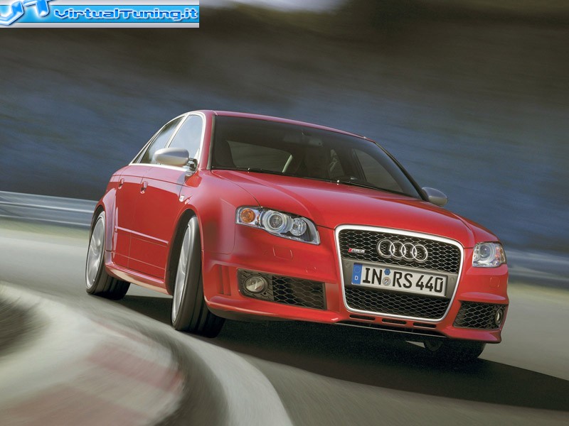 AUDI RS4