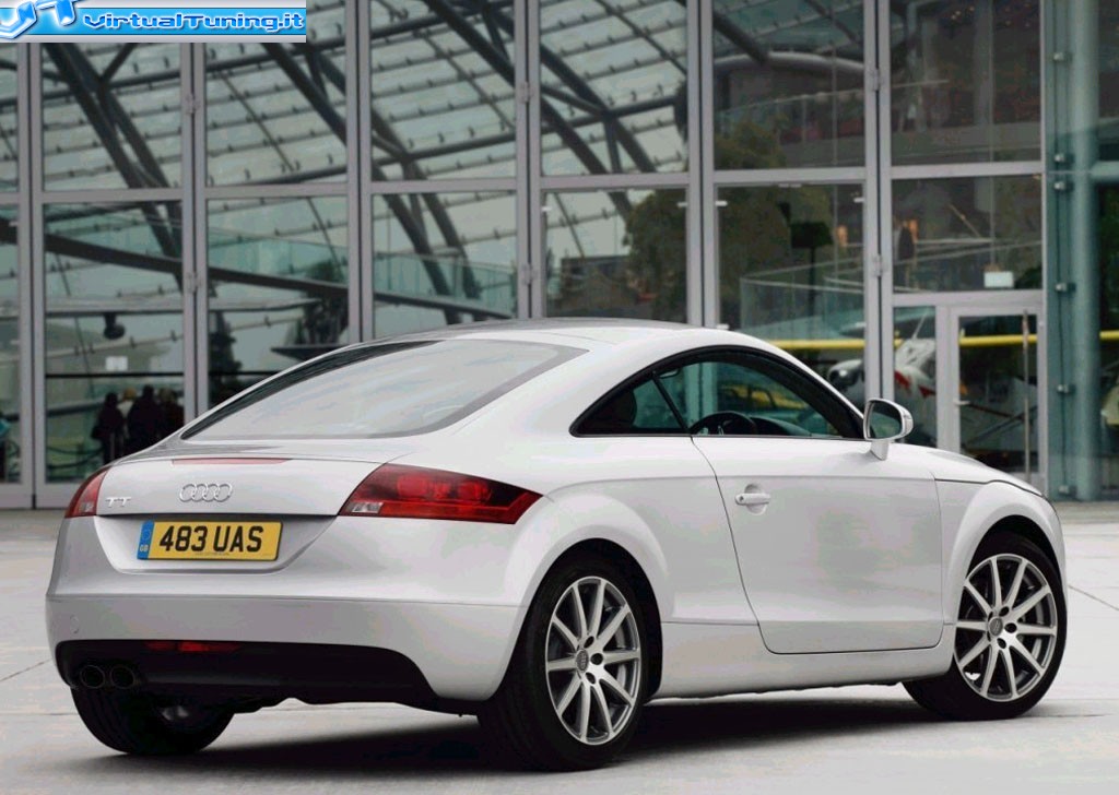AUDI TT