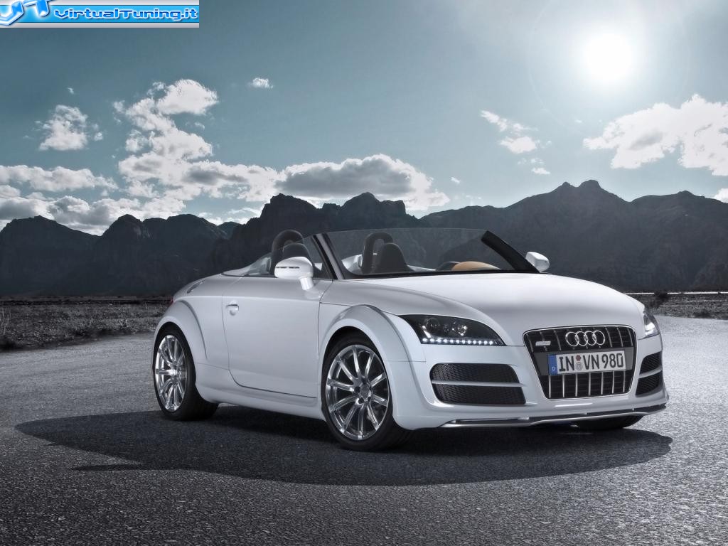 AUDI TT