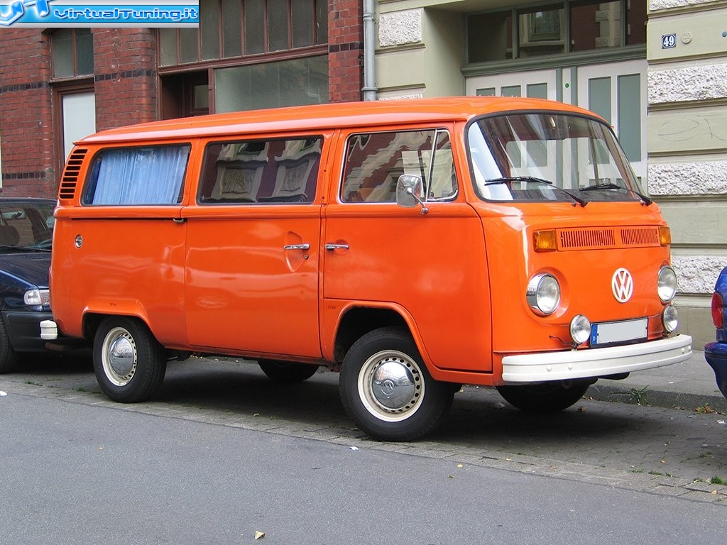 VOLKSWAGEN Komby