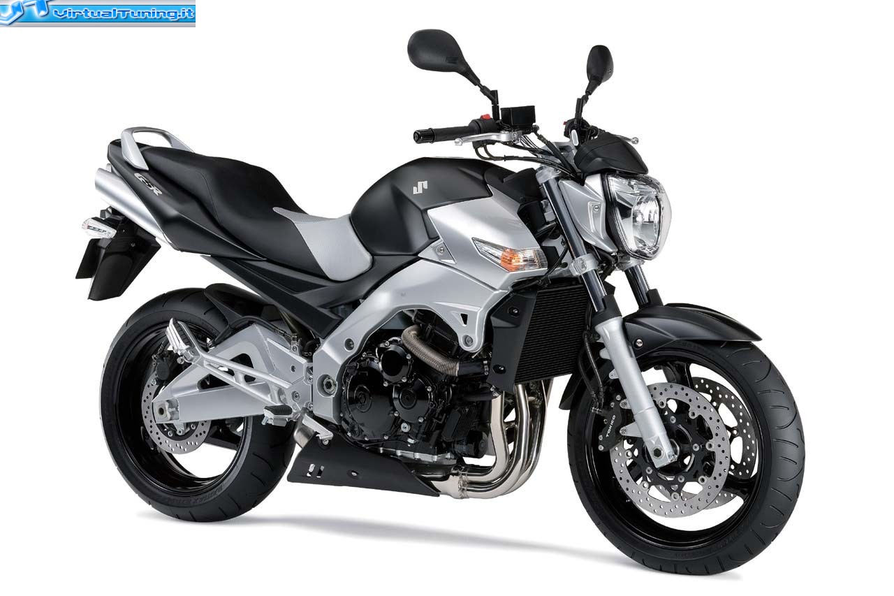 SUZUKI GSR