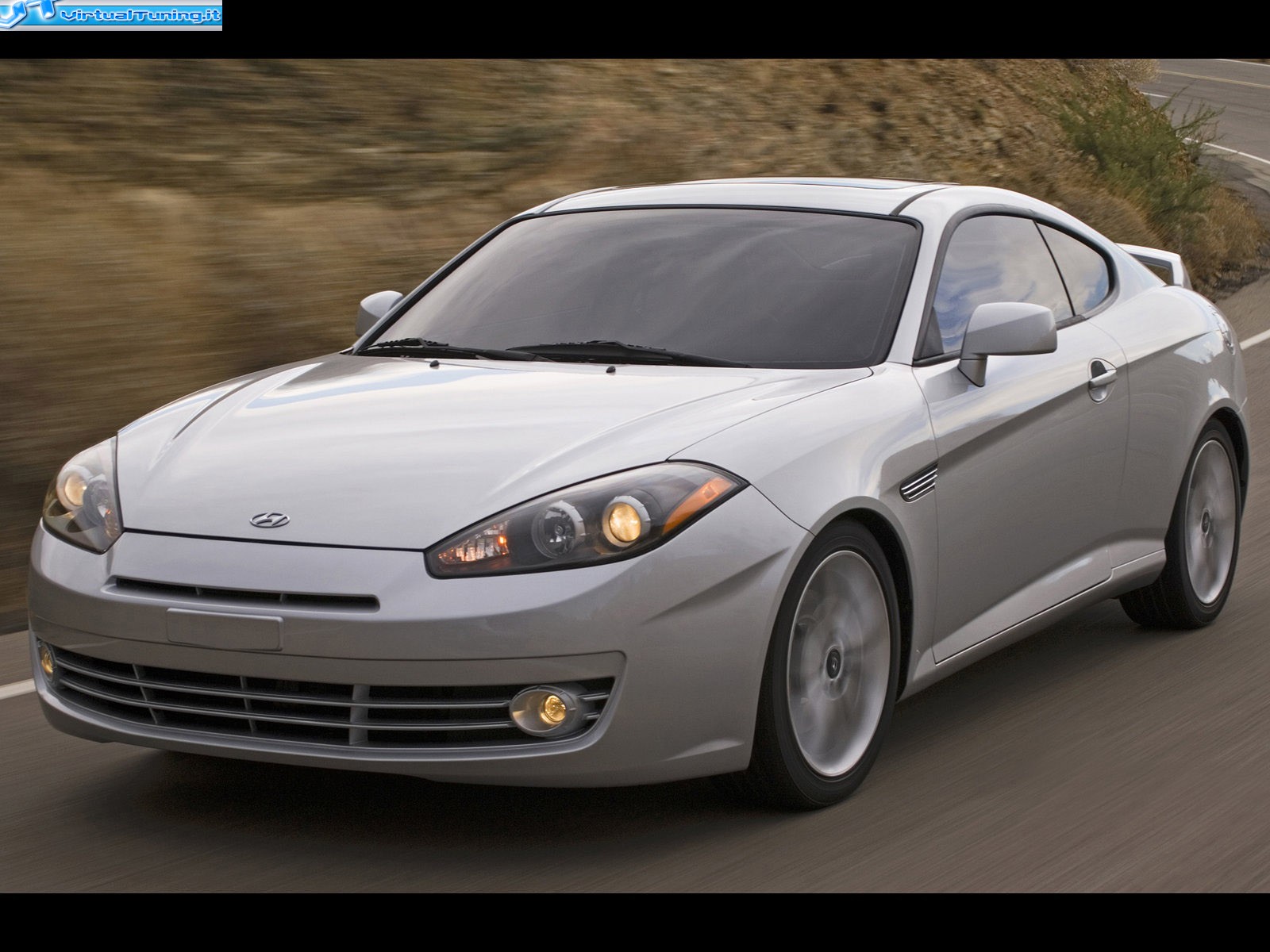 HYUNDAI Coupé