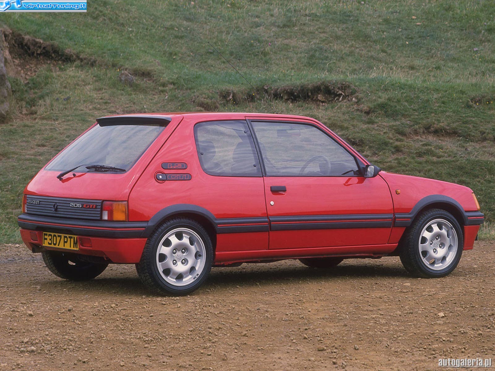 PEUGEOT 205