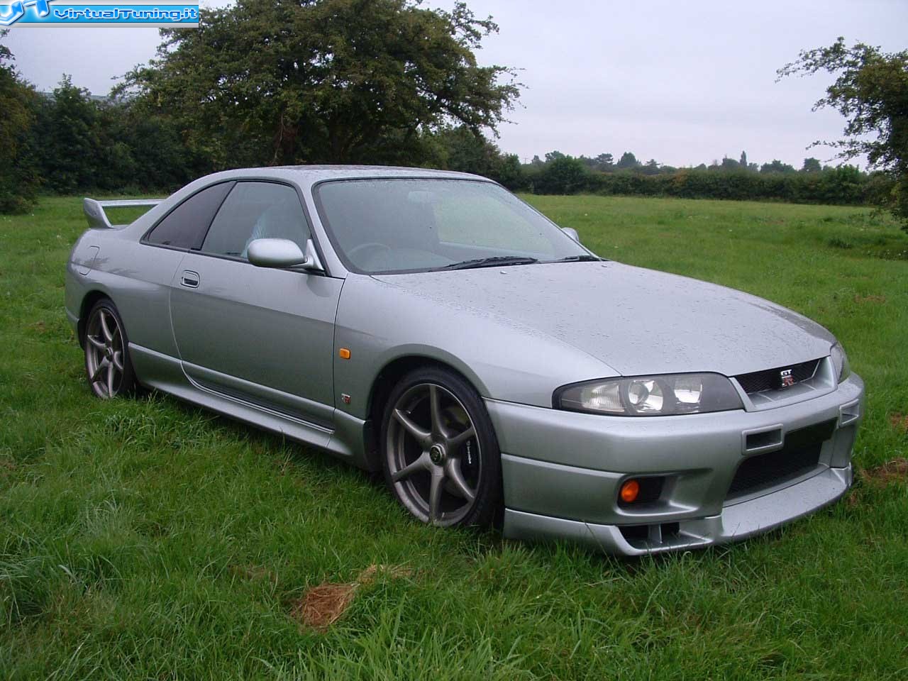 NISSAN Skyline R33