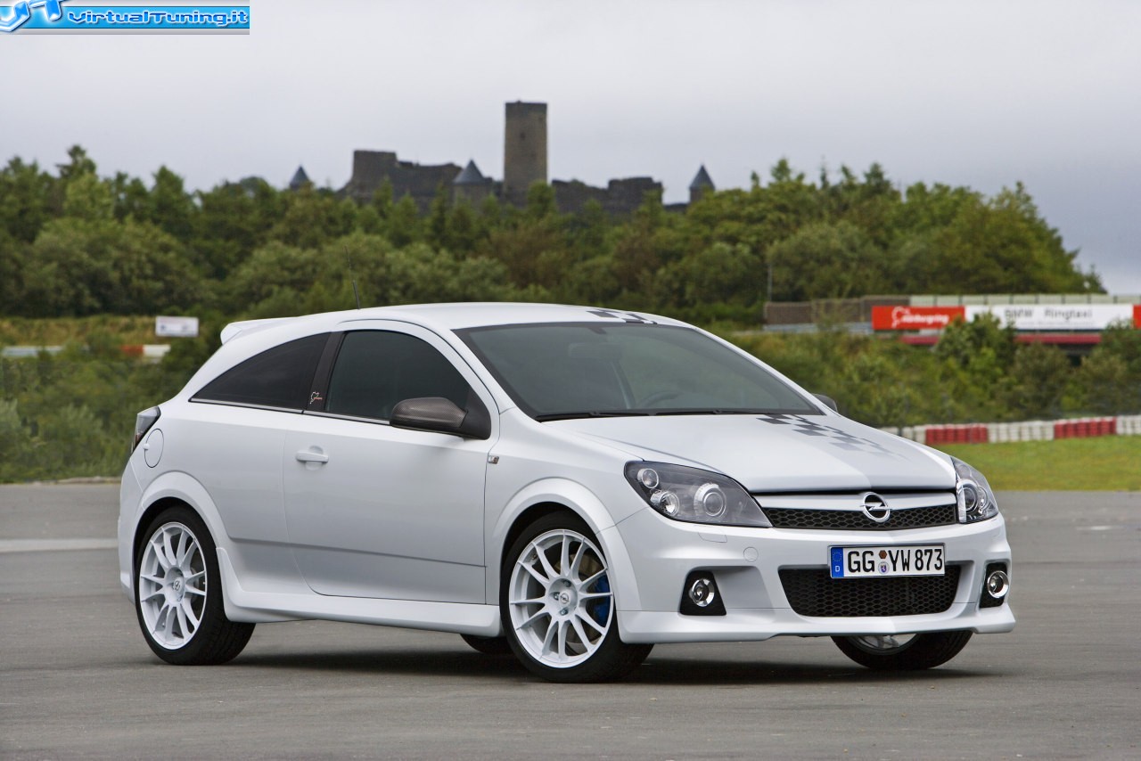 OPEL Astra GTC