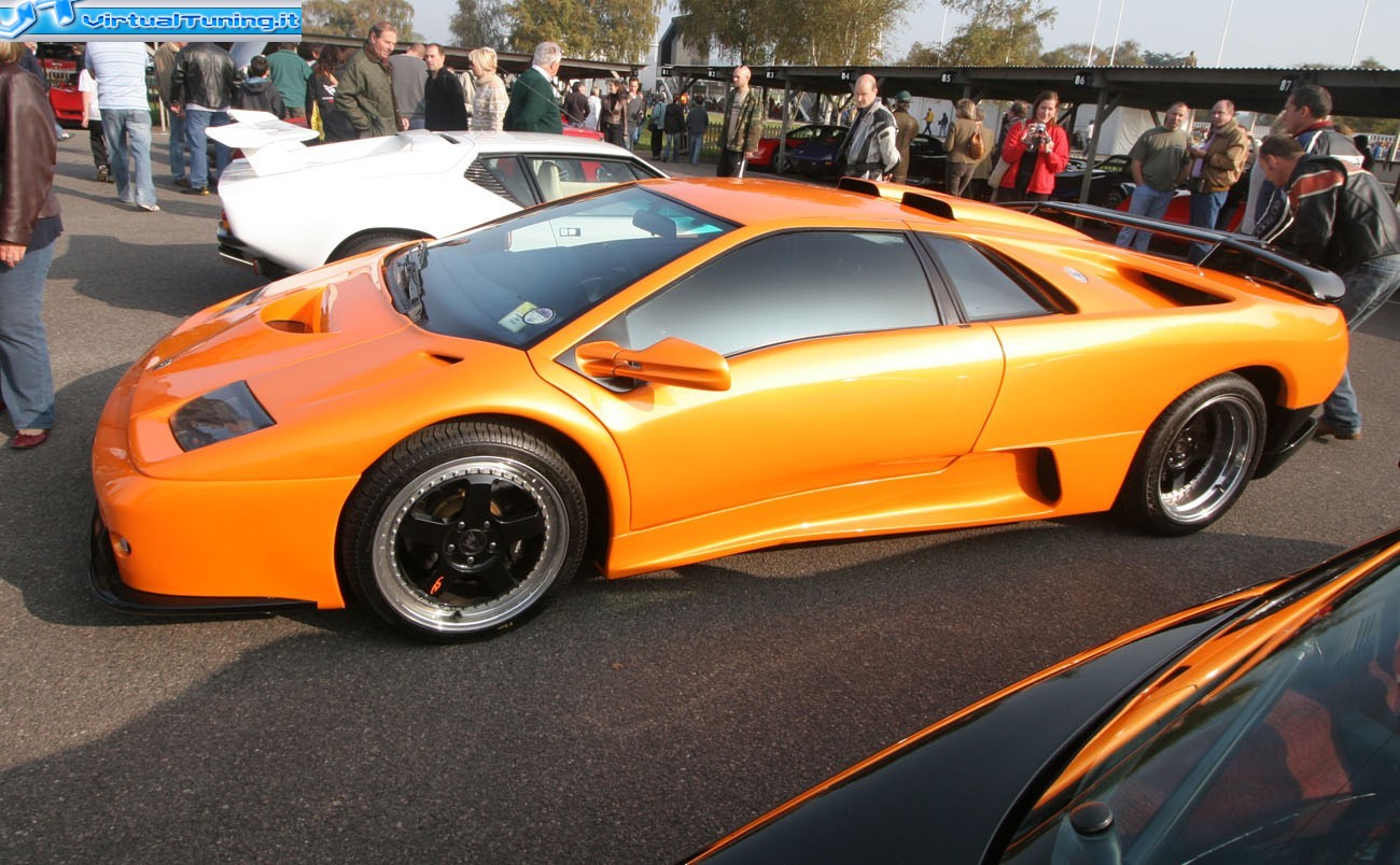 LAMBORGHINI Diablo