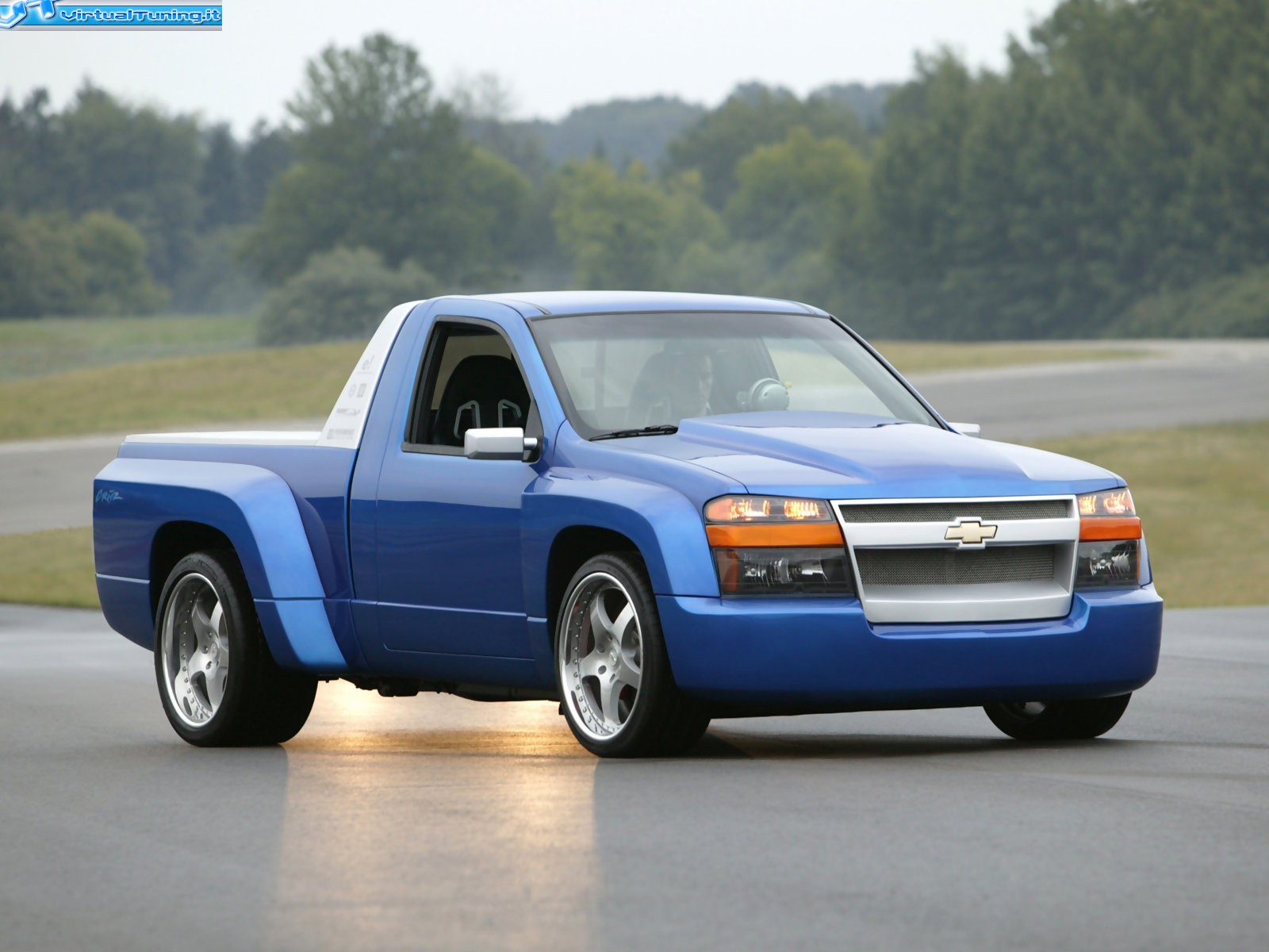 CHEVROLET Colorado