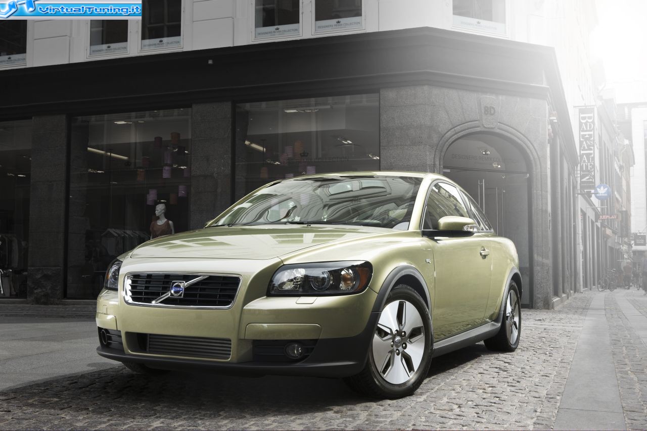 VOLVO C30