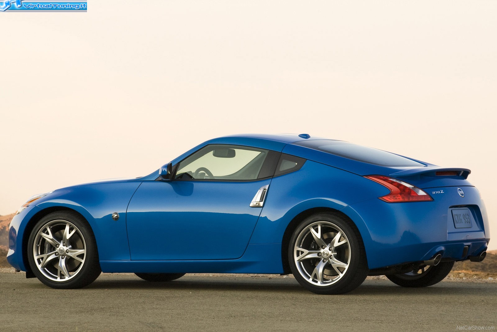 NISSAN 370Z