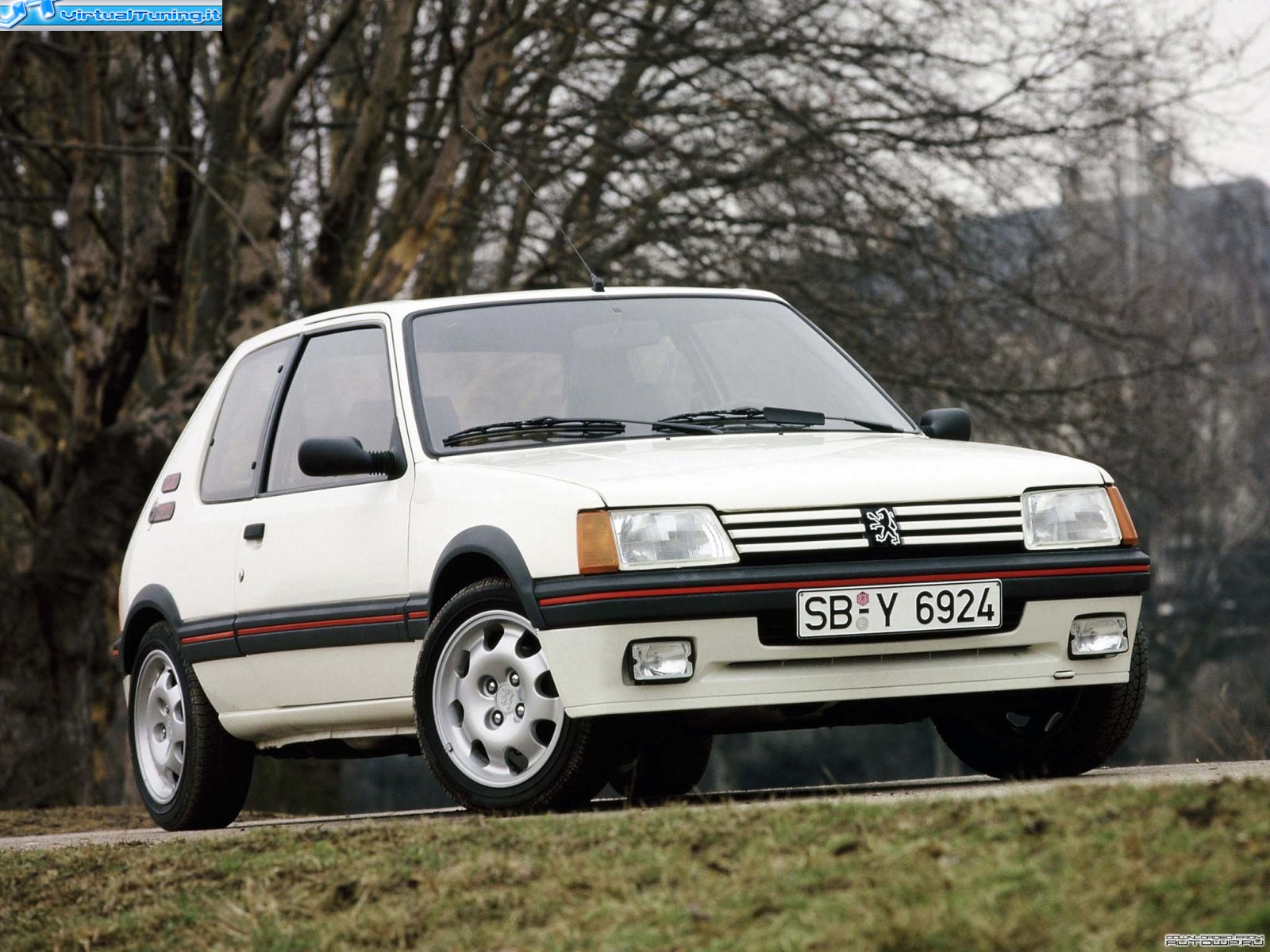 PEUGEOT 205 gti