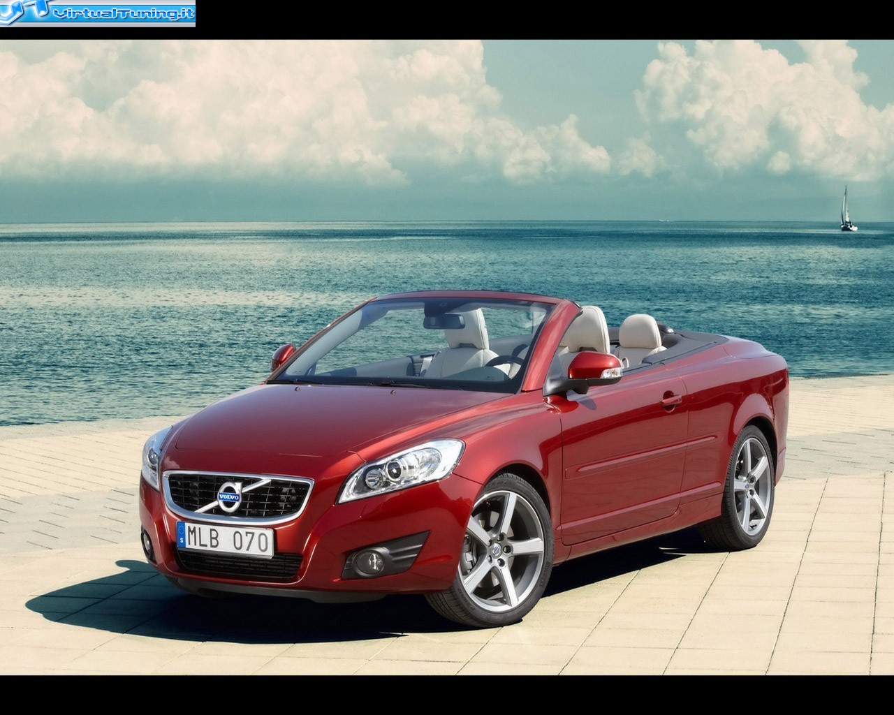 VOLVO C70