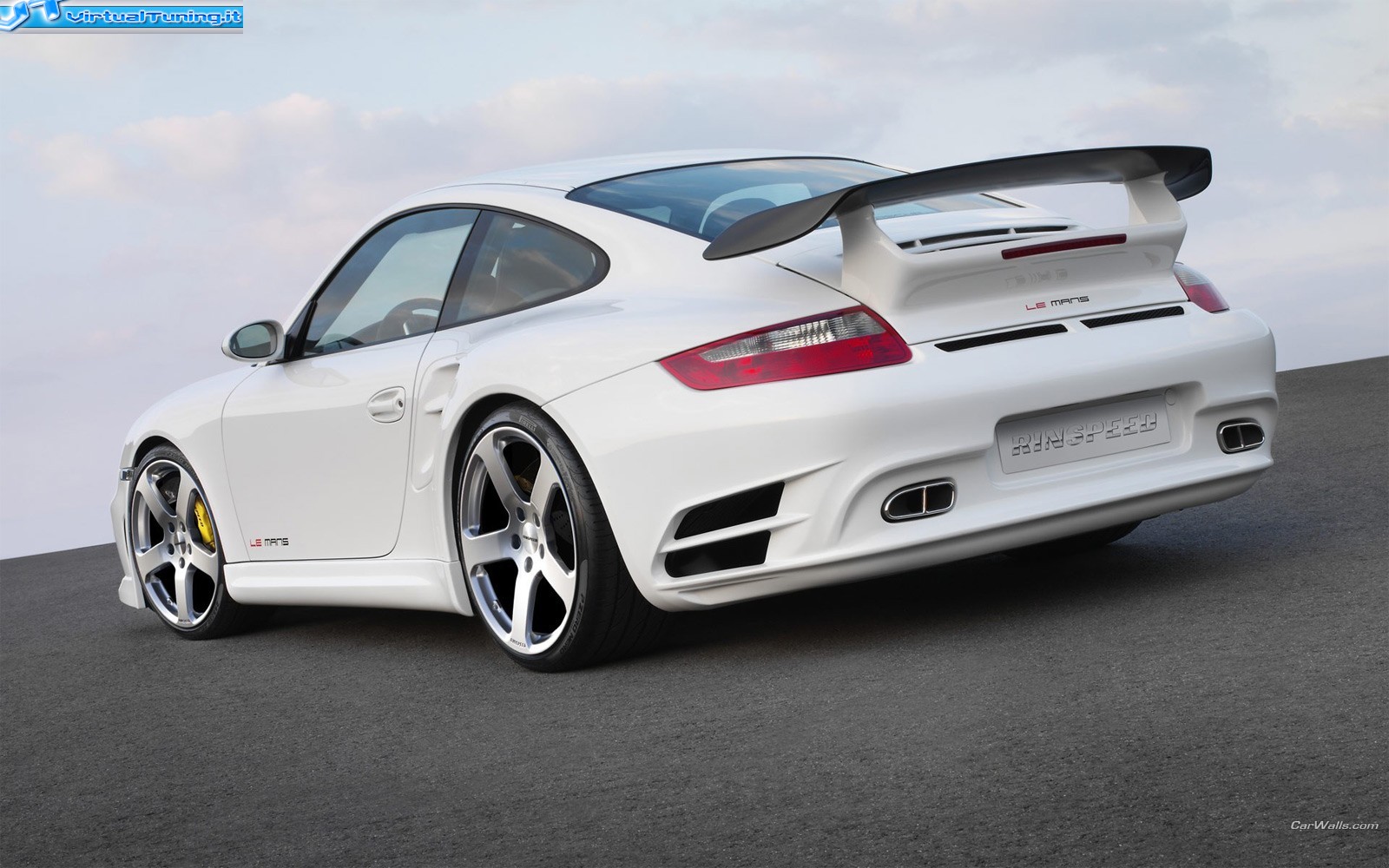 PORSCHE  911 GT2 GTstreet RS 