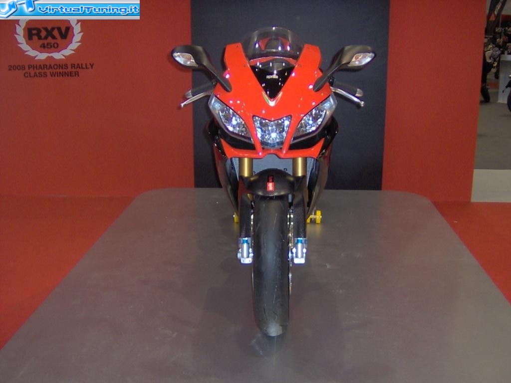 APRILIA RSV 4